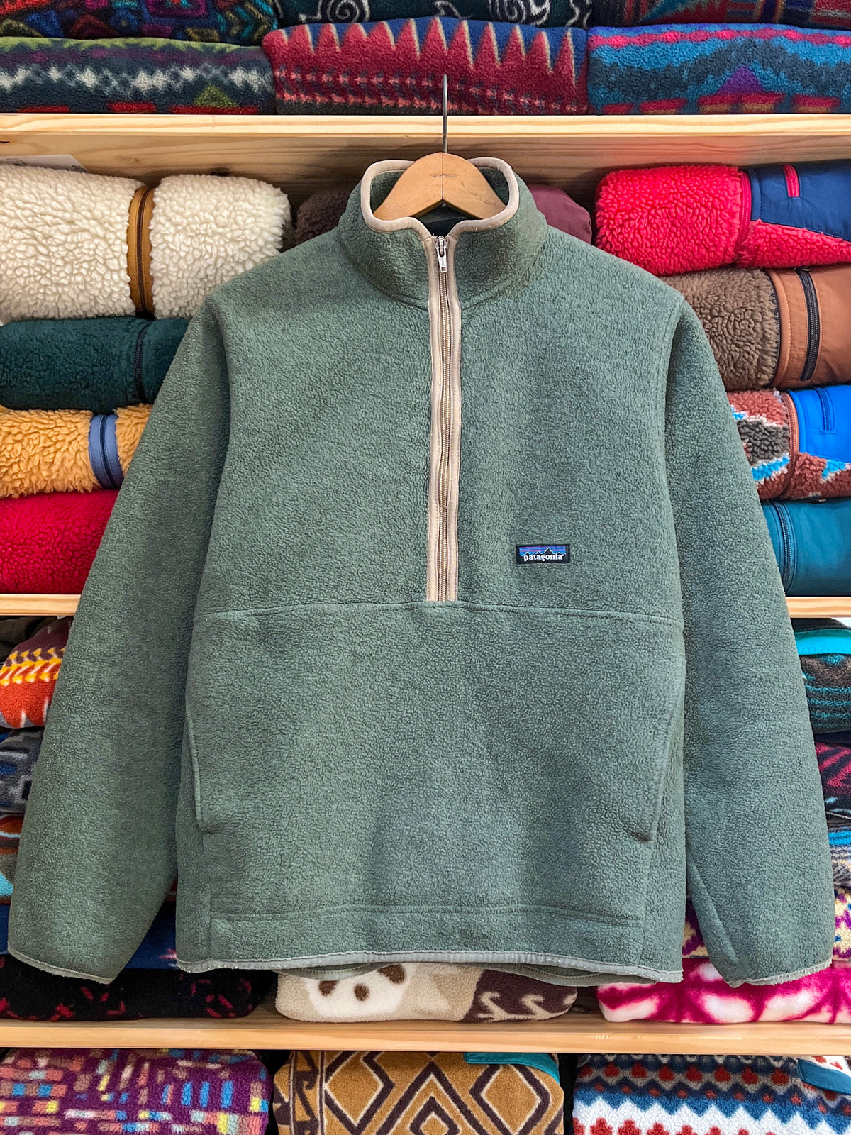 2002 Patagonia Synchilla Marsupial Pullover, Eucalyptus / Retro Khaki (S)