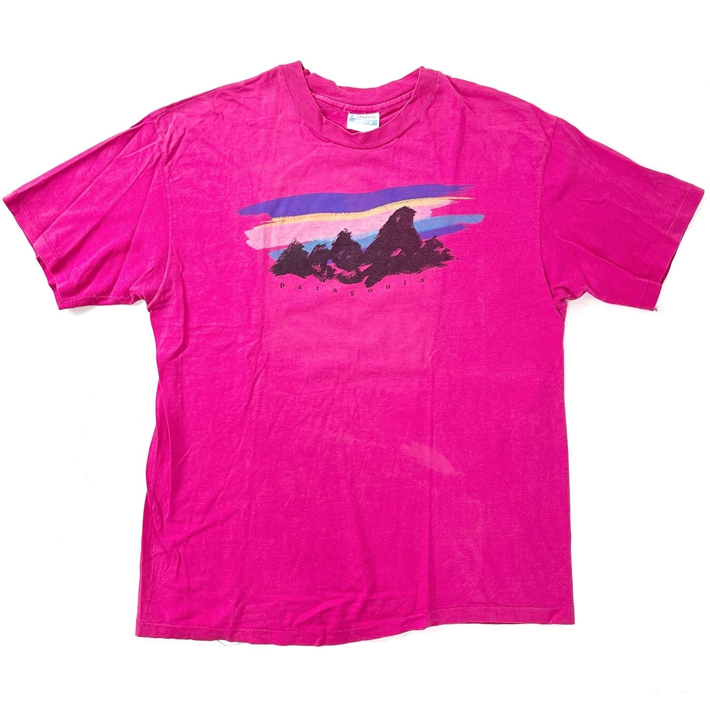1980s Patagonia Cotton Hanes Beefy-T Paintbrush Logo T-Shirt, Pink (M)