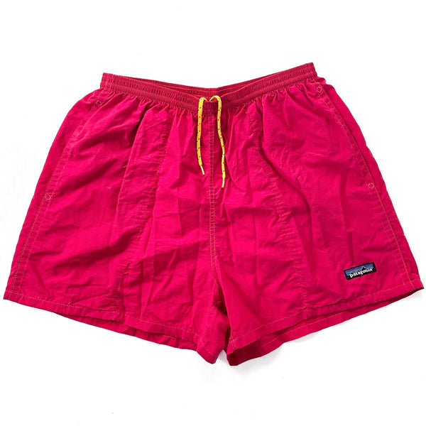 2000 Patagonia Mens 4” Nylon Baggies Shorts, Phoenix Red (M)