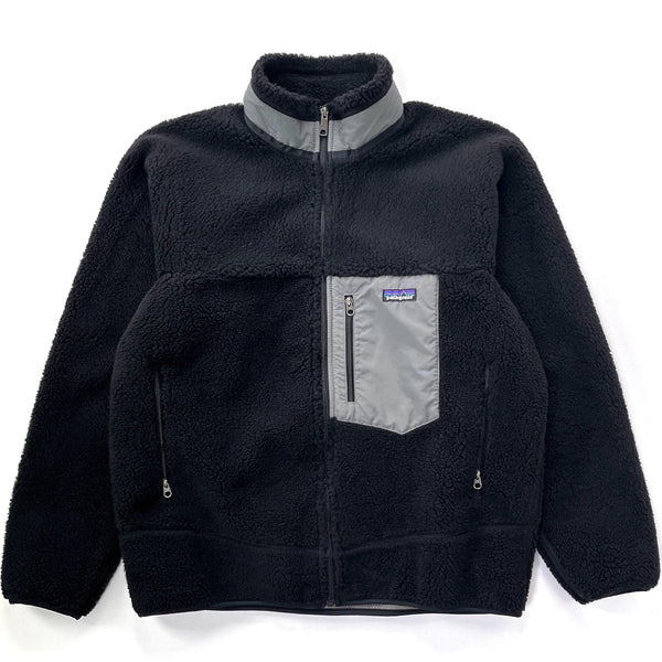 2010 Patagonia Classic Retro-X Fleece Jacket, Black & Light Grey (L)