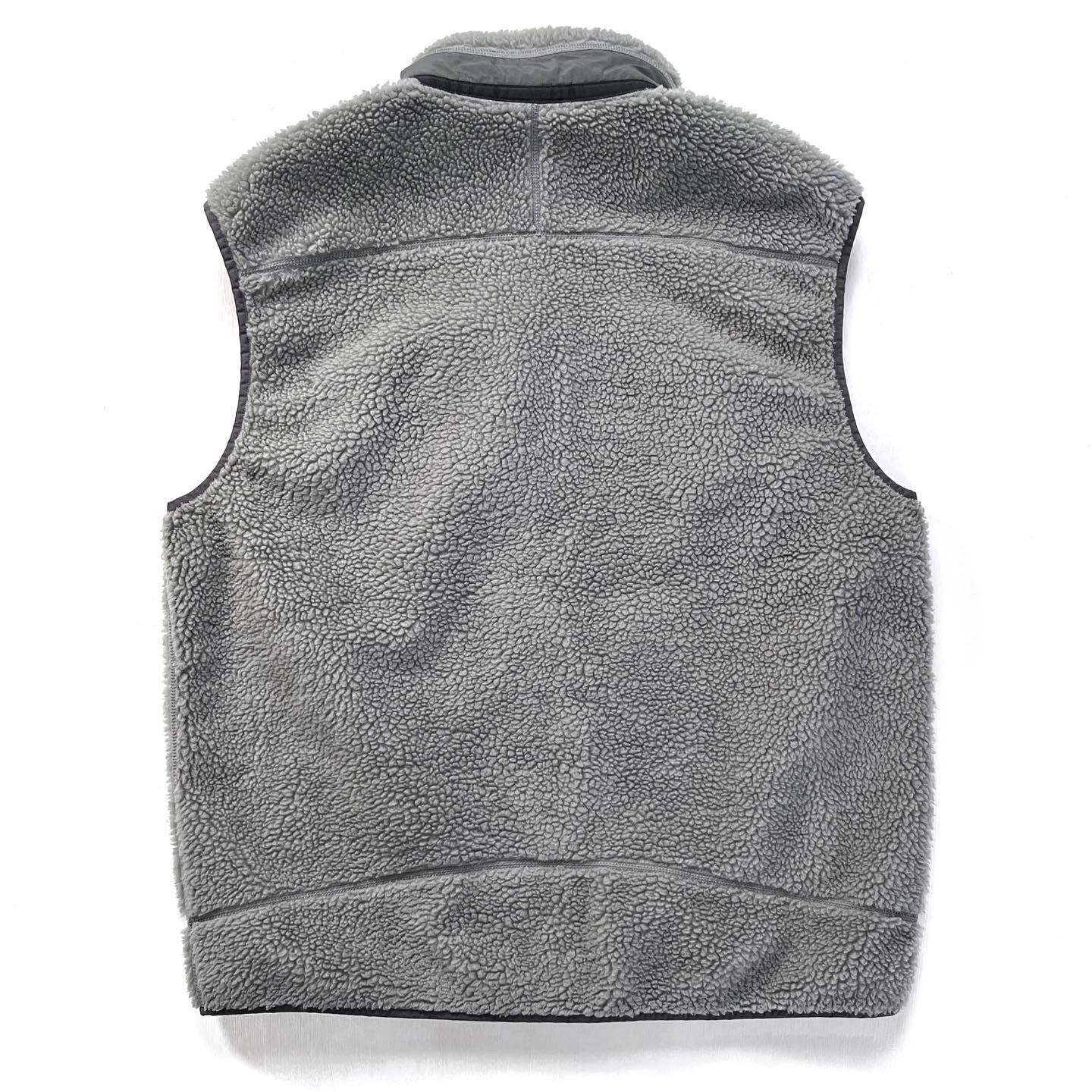 2012 Patagonia Mens Classic Retro-X Vest, Narwhal Grey (L/XL)