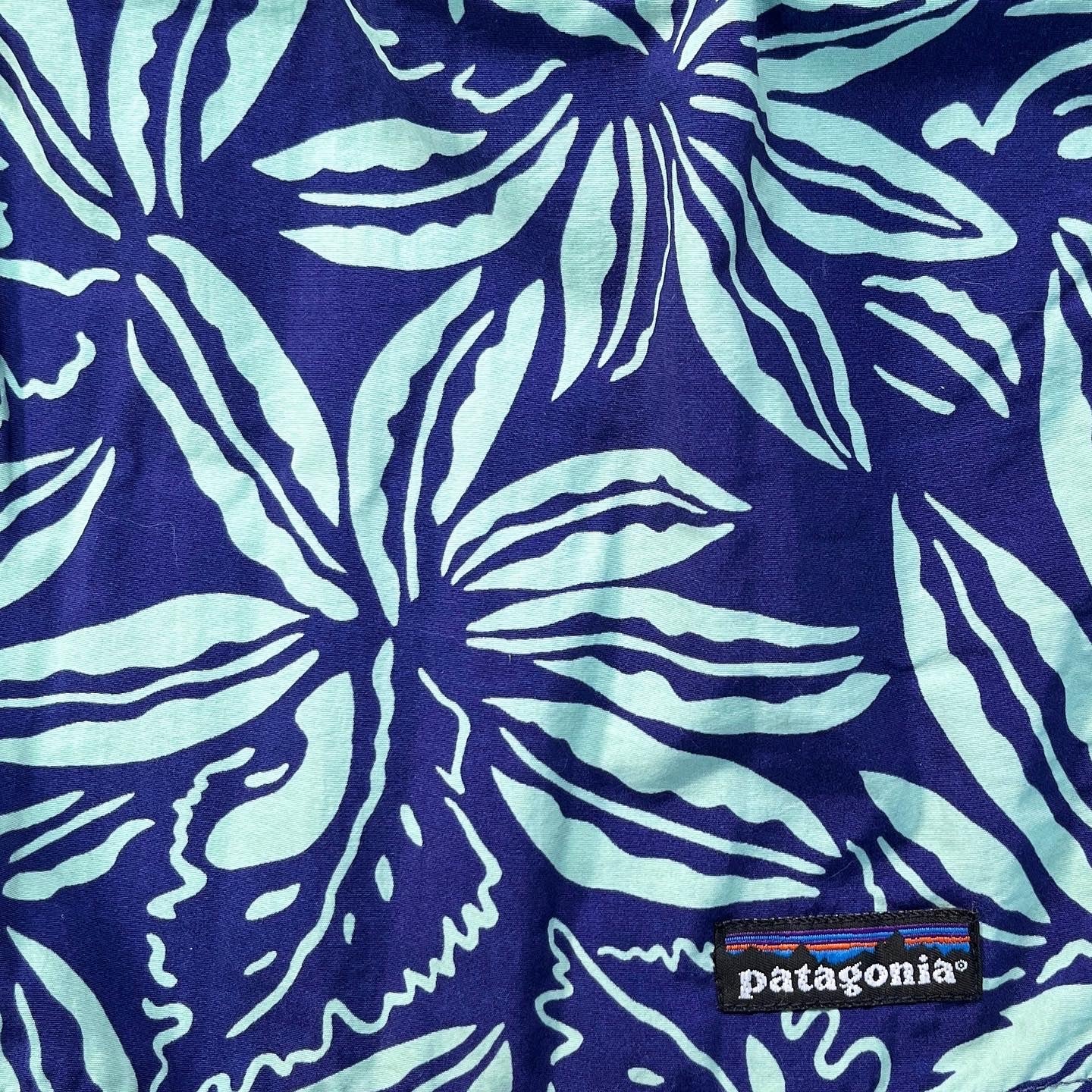 1994 Patagonia Mens 5” Printed Baggies Shorts, Tropical (XXL/40)
