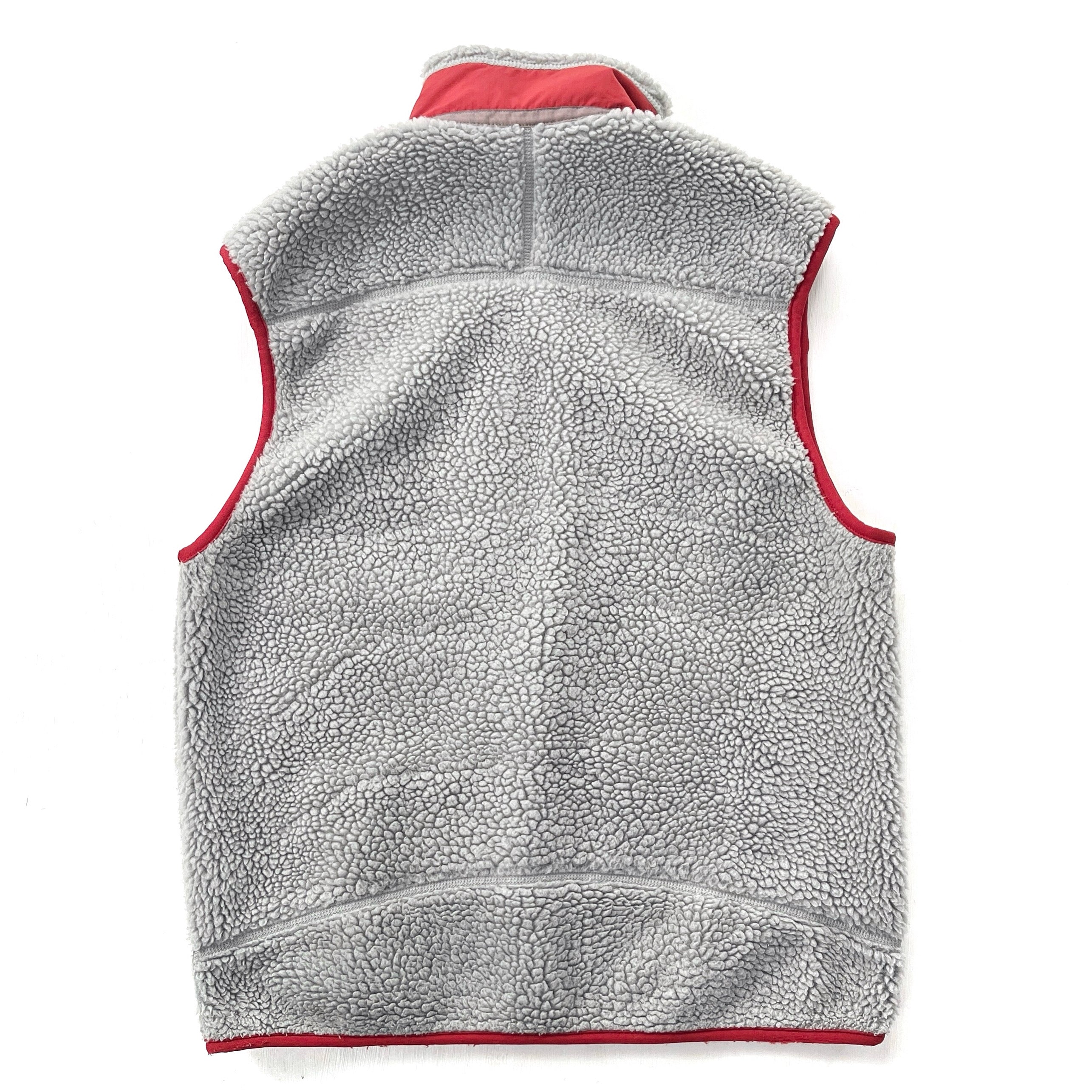 2009 Patagonia Classic Retro-X Fleece Vest, Light Grey & Red (M)