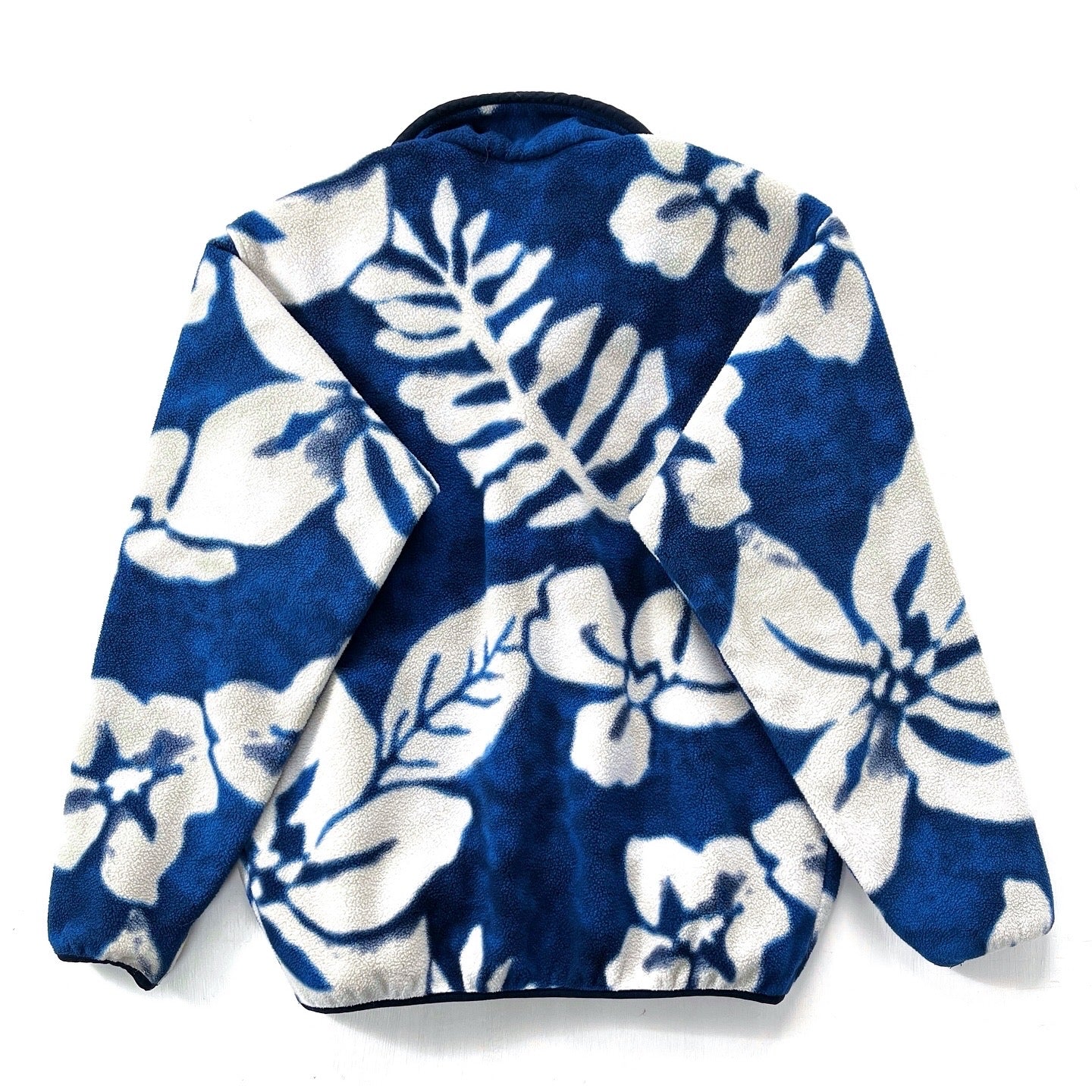 2015 Patagonia Printed Synchilla Snap-T, Spice Garden: Navy Blue (M)