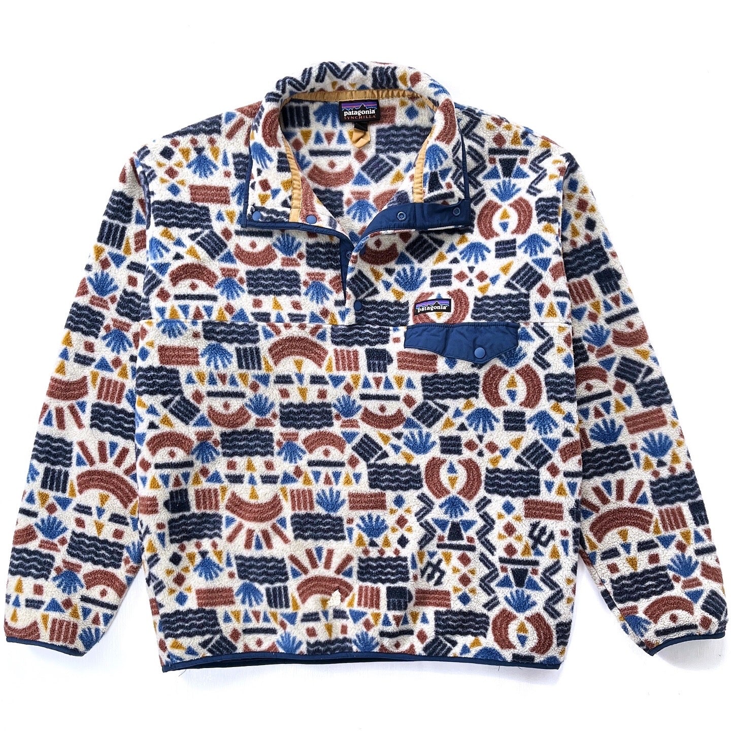 2019 Patagonia Printed Synchilla Snap-T, Protected Peaks: Multi Big (L) *Flaw*