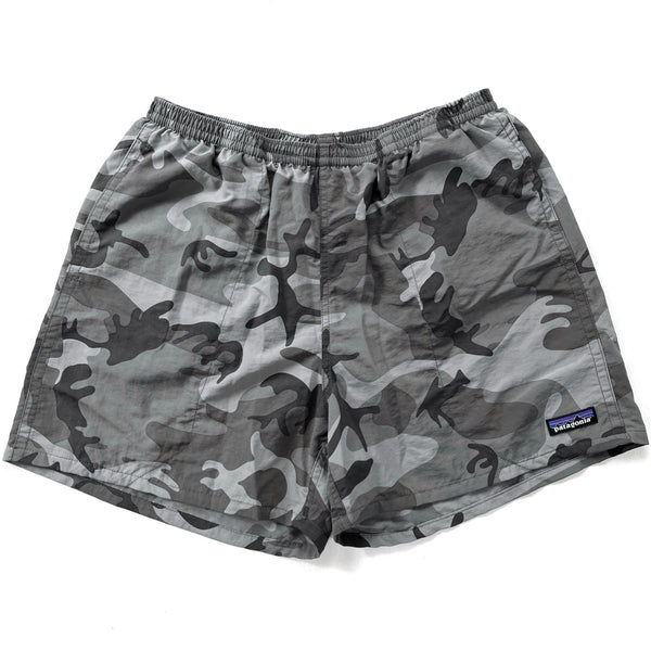 2016 Patagonia Mens 5” Baggies Shorts, Camo Print: Grey (M)