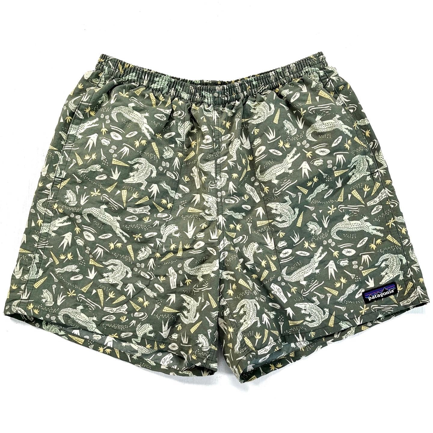 2020 Patagonia Mens 5” Printed Baggies Shorts, Alligators & Bullfrogs