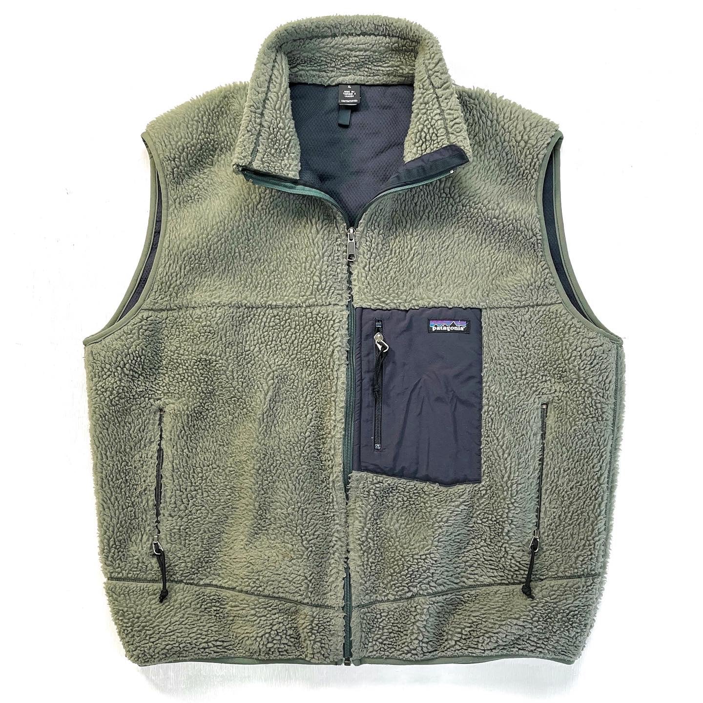 2002 Patagonia Classic Retro-X Vest, Eucalyptus & Black (XL)