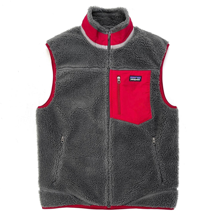 2015 Patagonia Mens Classic Retro-X Vest, Forge Grey & Red (M)