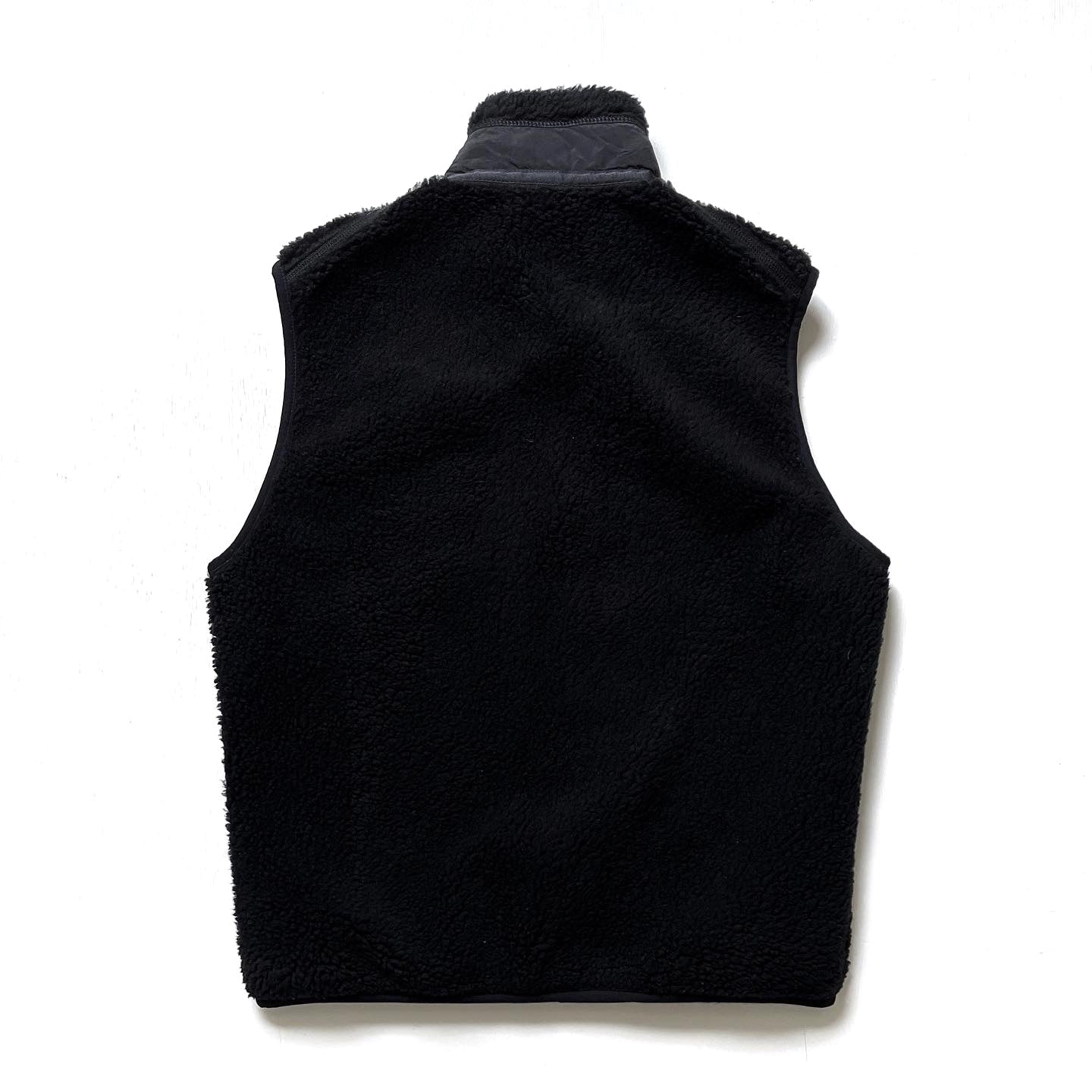 2001 Patagonia Made In The U.S.A. Classic Retro-X Vest, Black (M)
