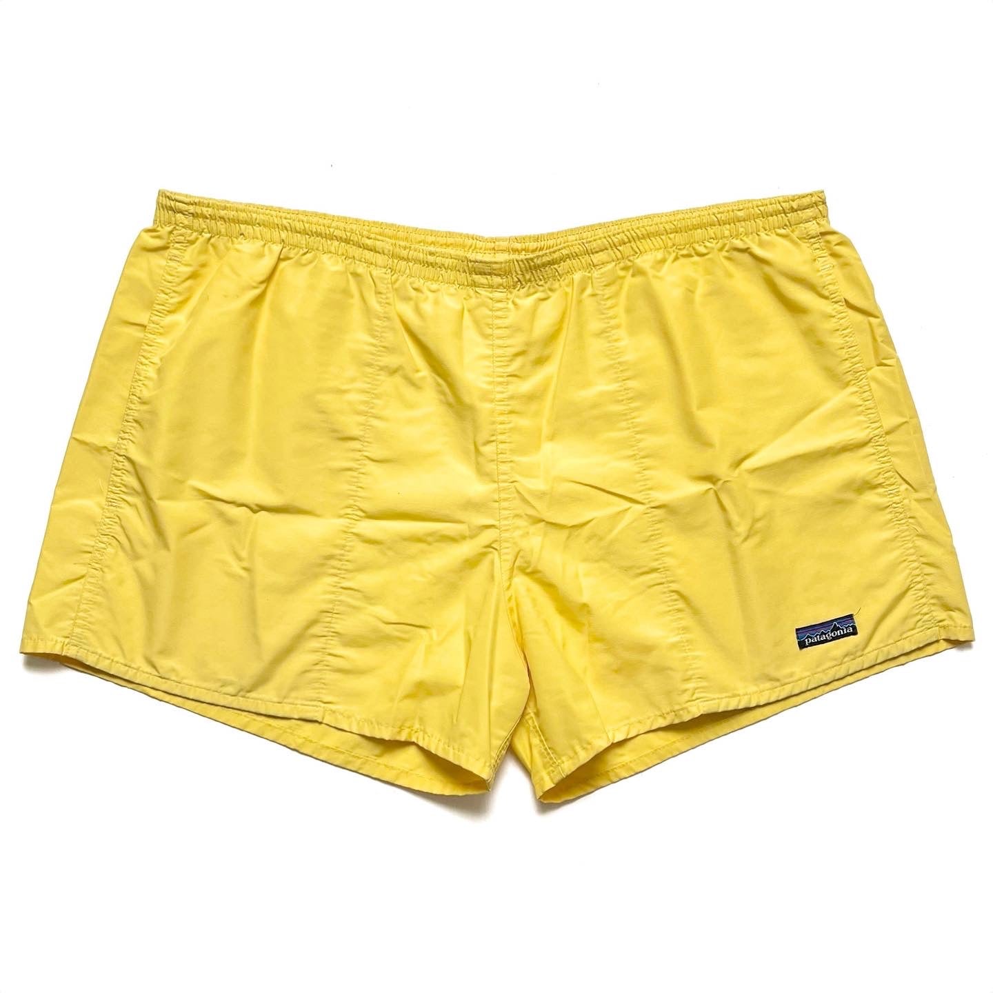 1985 Patagonia Mens 3.5” Baggies Shorts, Yellow (XXL)
